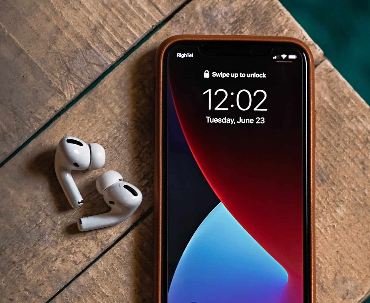 How to Change Wallpaper Automatically on iPhone or iPad