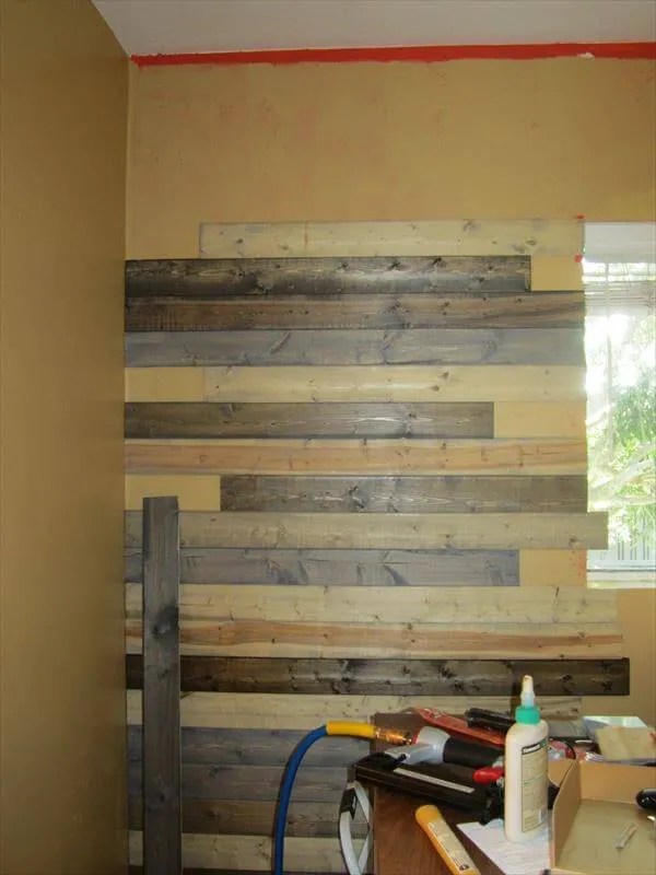DIY Pallet Bedroom wall Interior Improvements