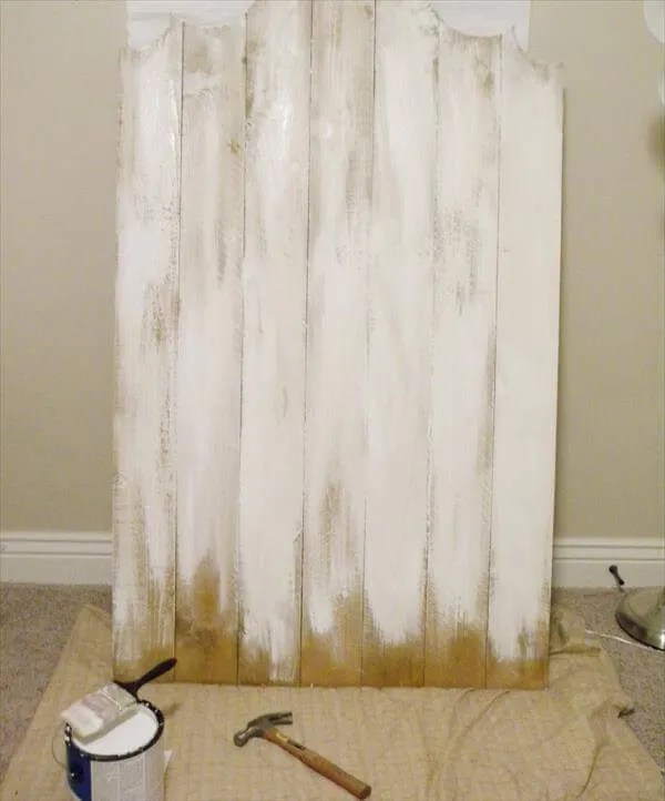 DIY Pallet Curved Headboard Tutorial