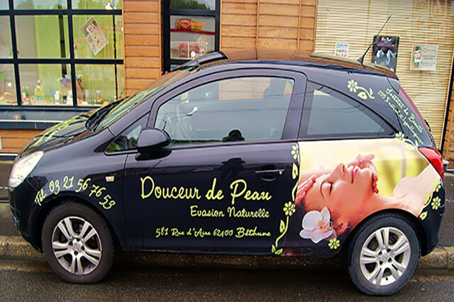 Mettre de la publicité sur voiture? C'est jusque 250 euros
