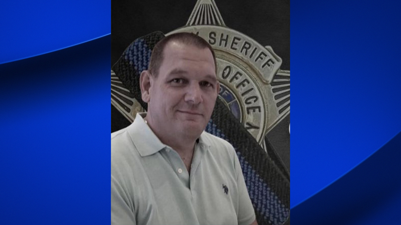 County sheriff's deputy, SRO for Highland Middle Chris Johnson