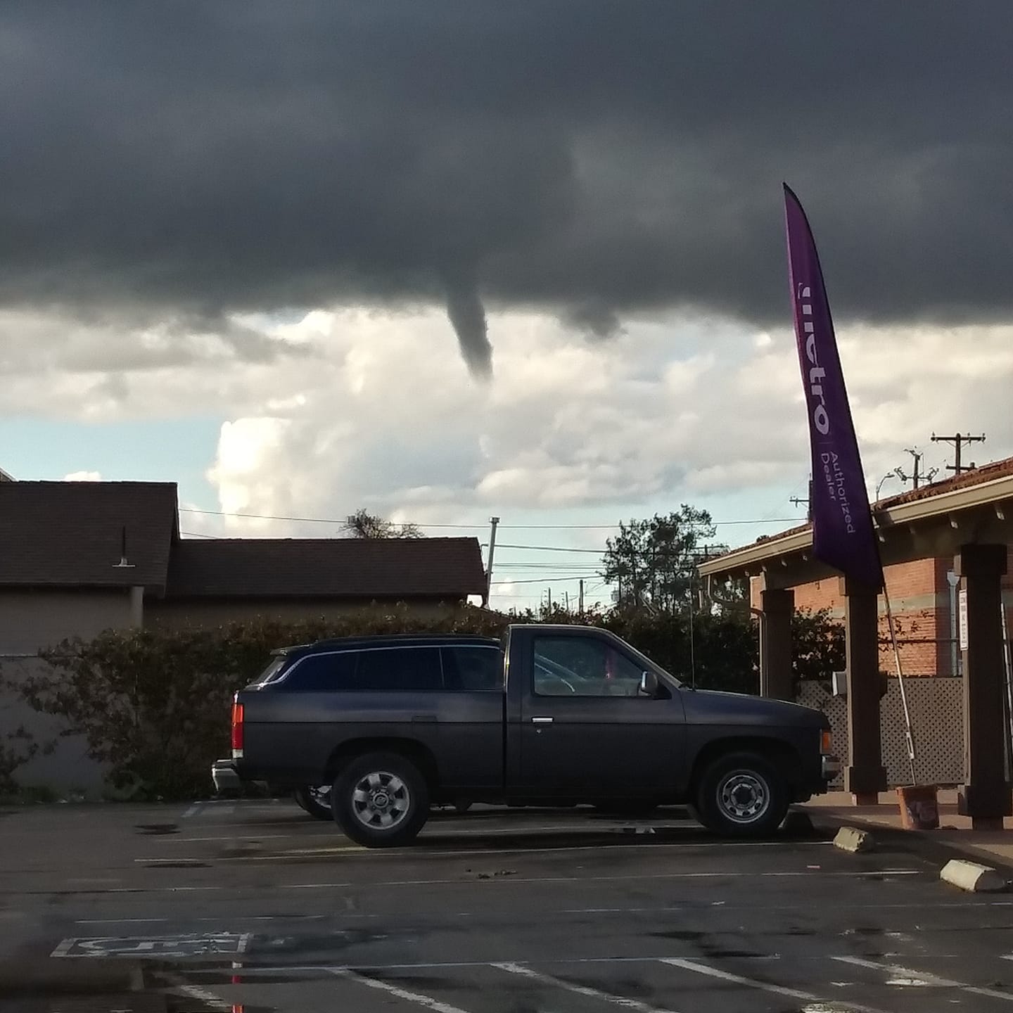 Firebaugh residents spot an apparent funnel cloud over town ABC30 Fresno