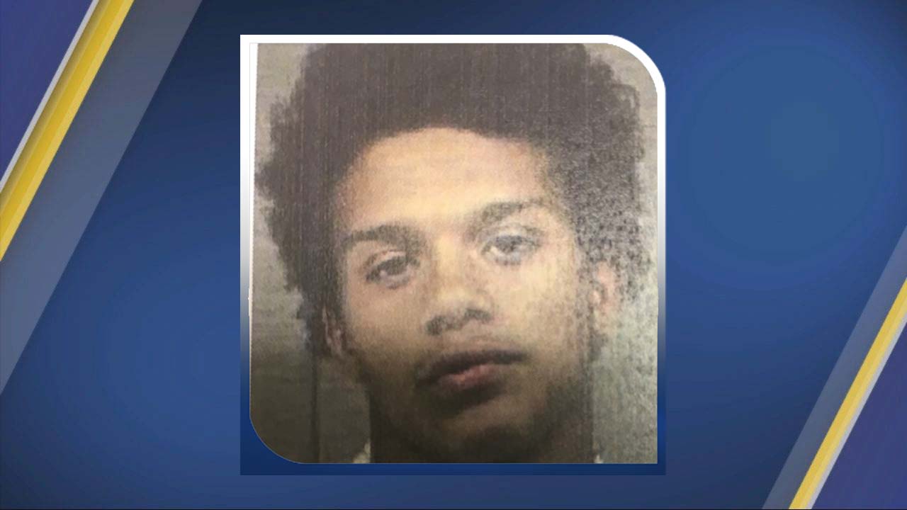 Lamont Moore Armed and dangerous 17yearold accused in Benson triple