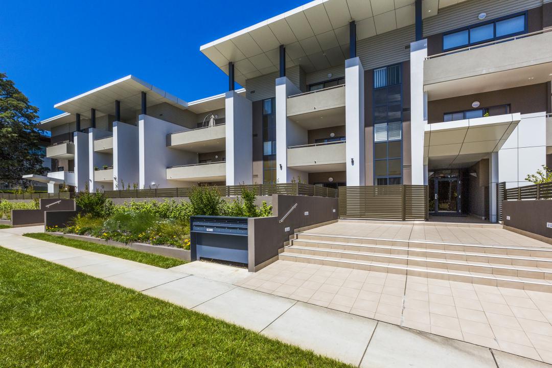 Short term in canberra, Deakin 75