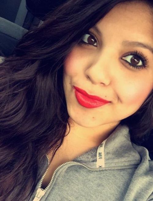 Girls With Dimples Have The Most Beautiful Smiles (29 pics)