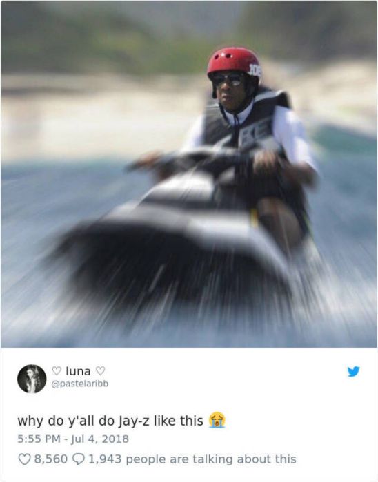 JayZ On A JetSki Meme (37 pics)