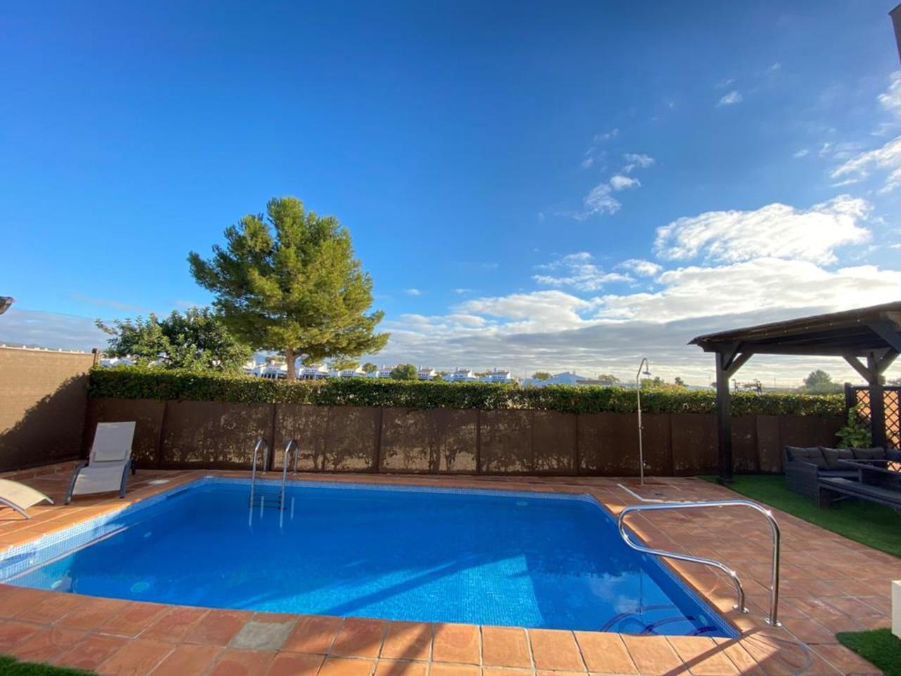 Villa for sale in El Valle Golf Resort Sunvillas Murcia