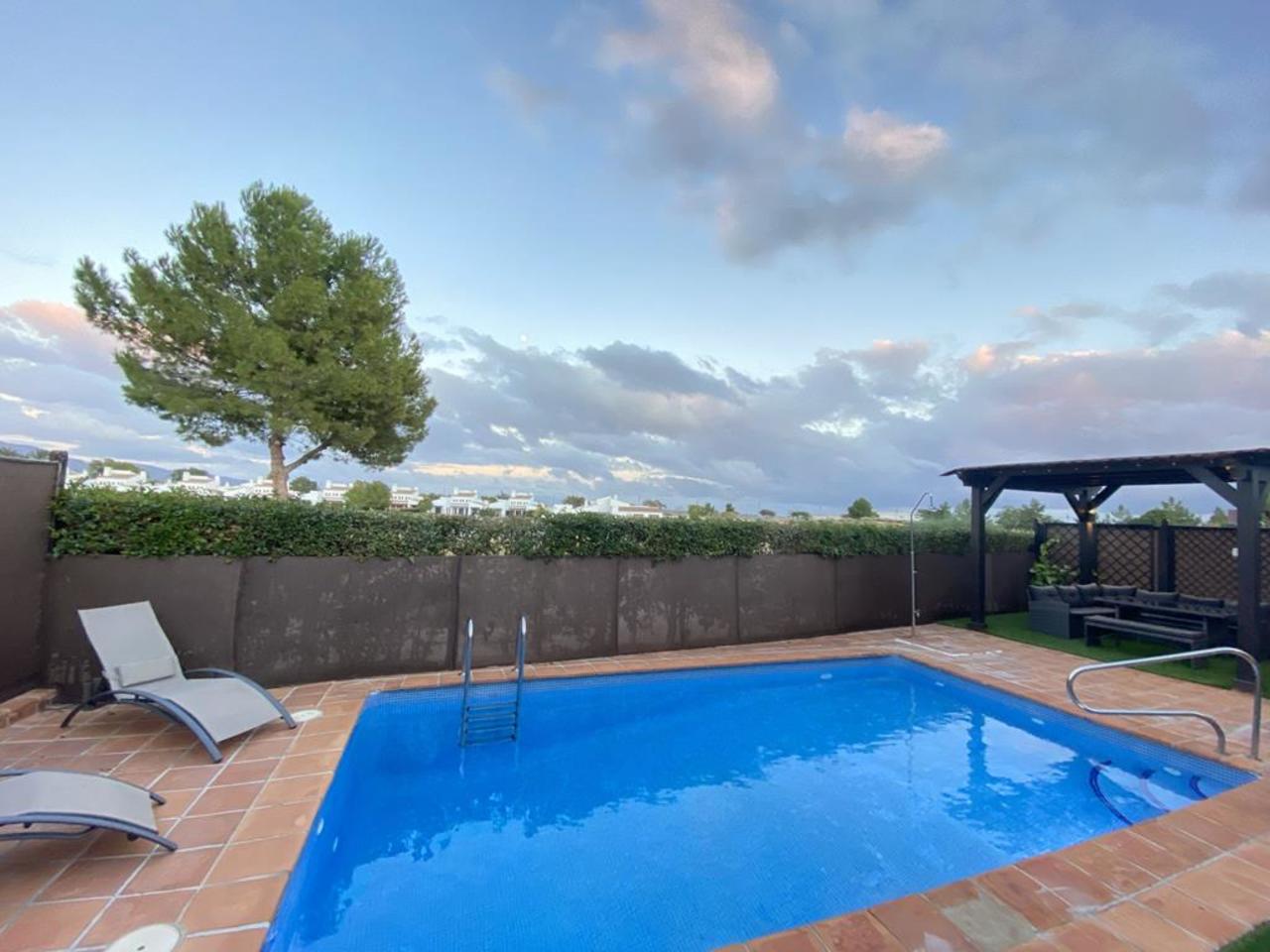 Villa for sale in El Valle Golf Resort Sunvillas Murcia