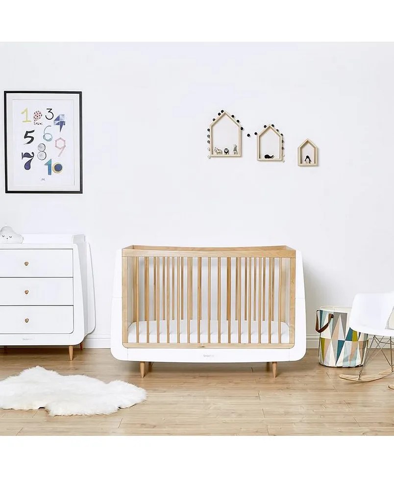 Snuz SnuzKot Skandi Convertible Nursery Cot Bed with 3 Mattress Height