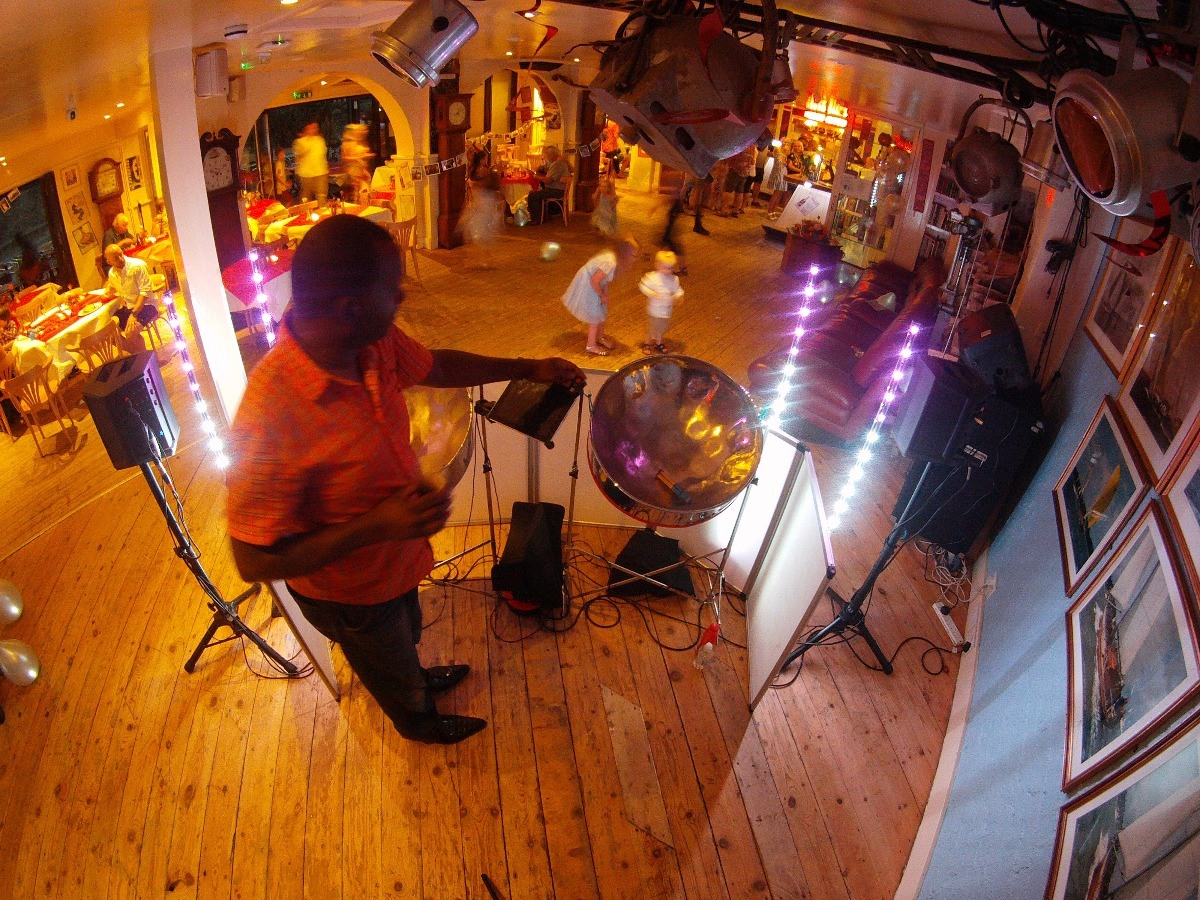 Gary Caribbean Steel Drums Steel Drummer Buckinghamshire Alive Network