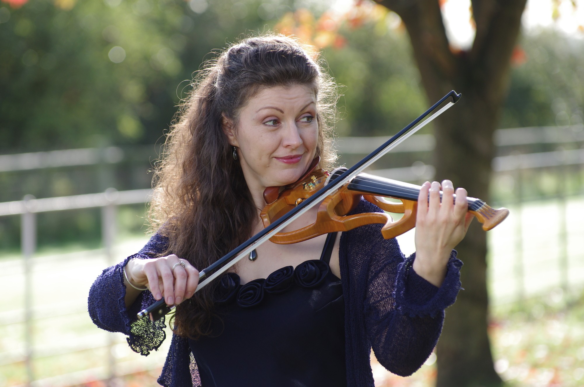 Amber Strings Electric Violin Performing To Backing Tracks Redditch