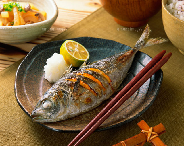焼き魚（アジ）[11002017596]｜ 写真素材・ストックフォト・画像・イラスト素材｜アマナイメージズ