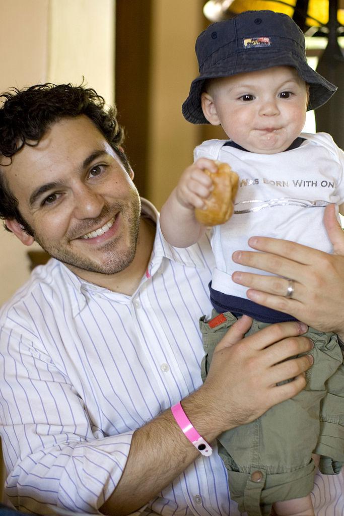 ‘The Wonder Years’ Fred Savage Is Now Dad of 3 Kids & Has Been Married