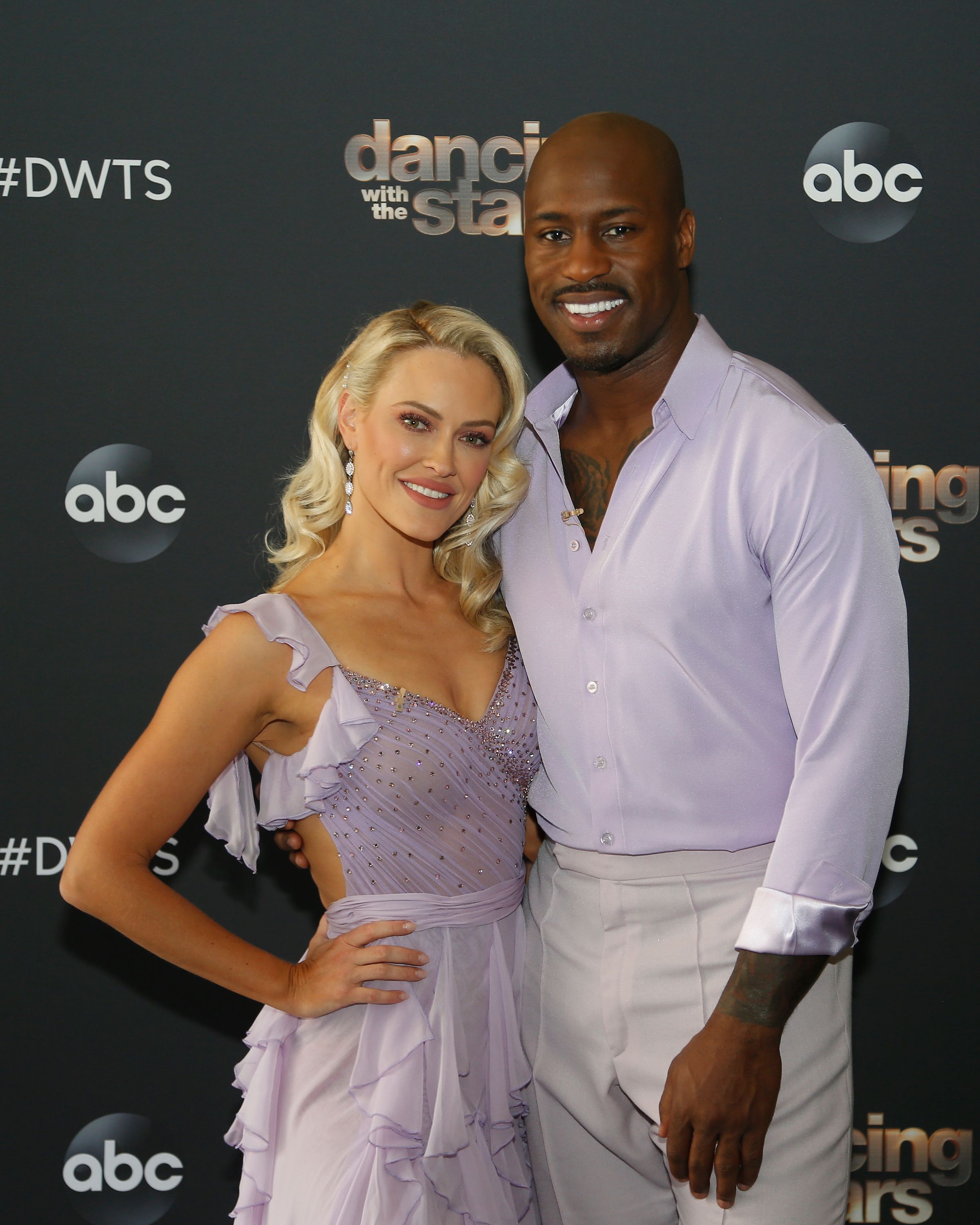 Peta Murgatroyd and Vernon Davis' Powerful Dance Performance Stuns DWTS