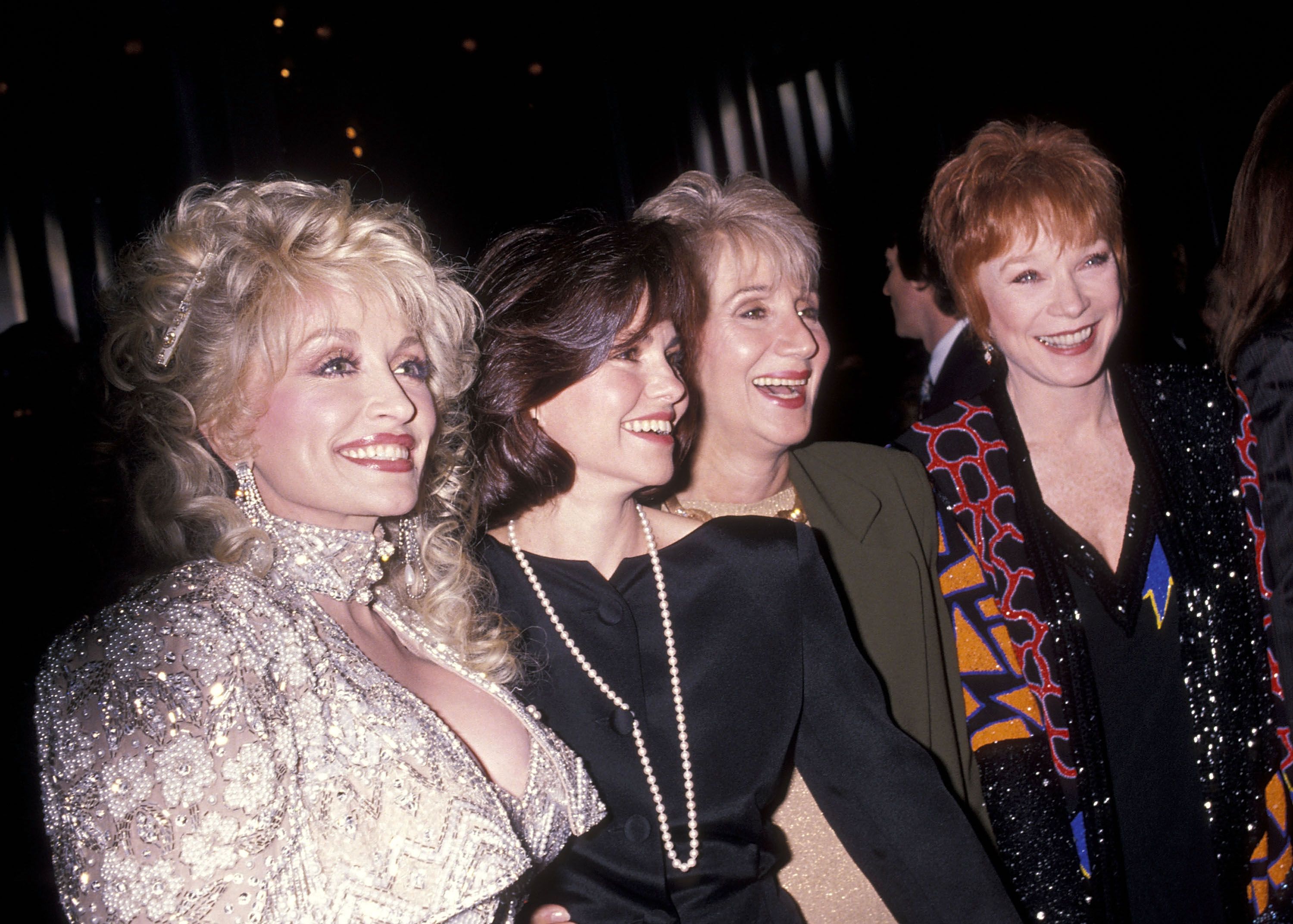 Dolly Parton and Sally Field Remember Late 'Steel Magnolias' Costar