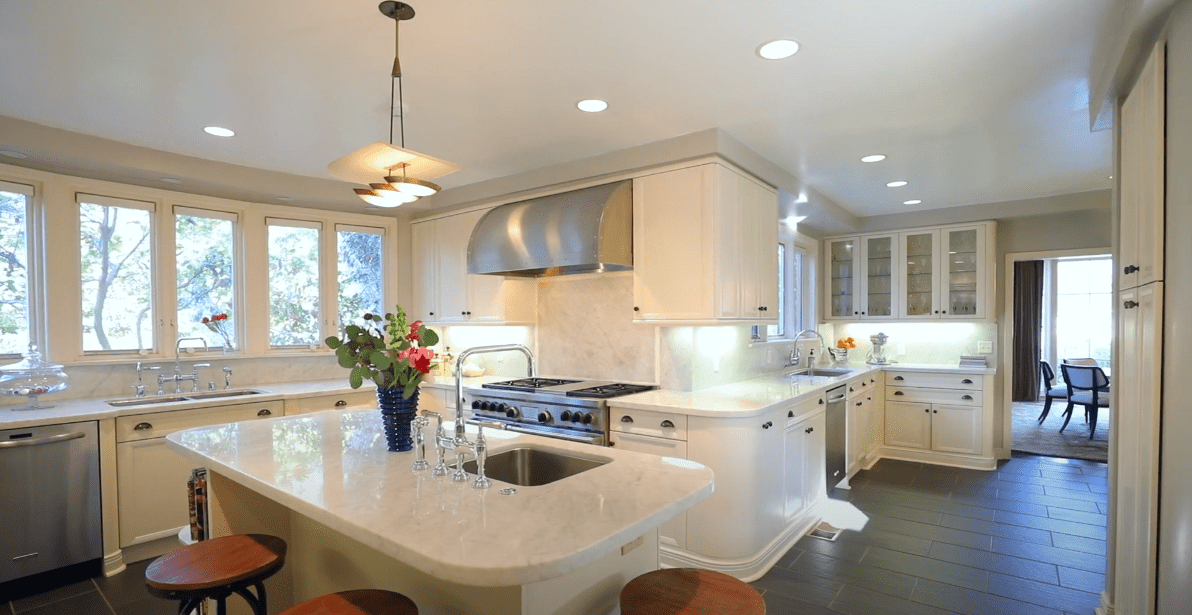 Inside Denzel Washington’s 1st Family House He Bought with Wife & Lived