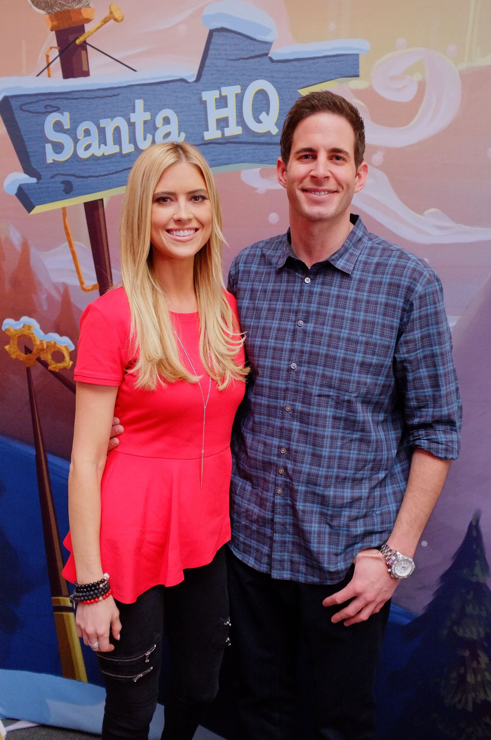 Tarek El Moussa Says Exwife Christina Anstead Is Envious of Him as She