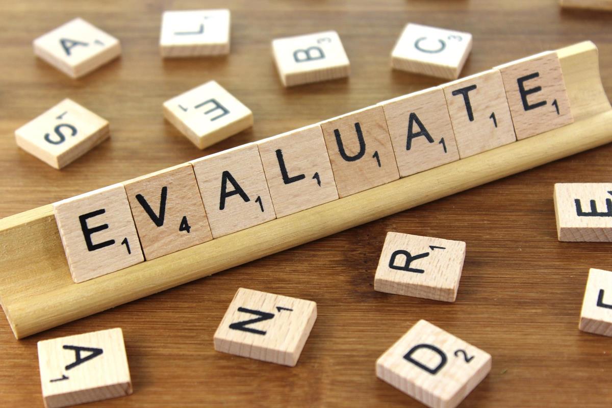 How to Evaluate Clustering Algorithms?