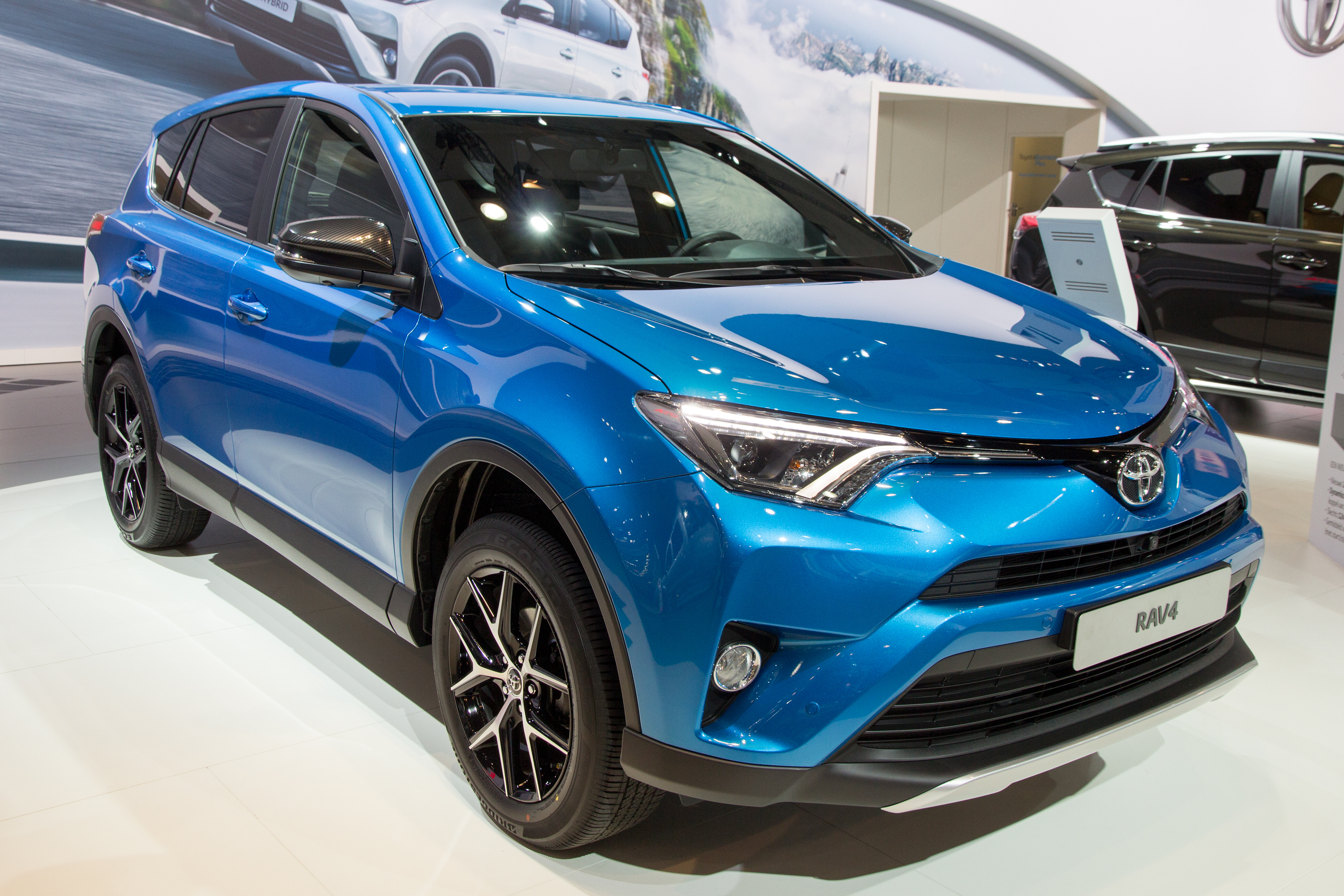 Top 3 Most Efficient, Safe and Affordable Crossover SUVs of 2017
