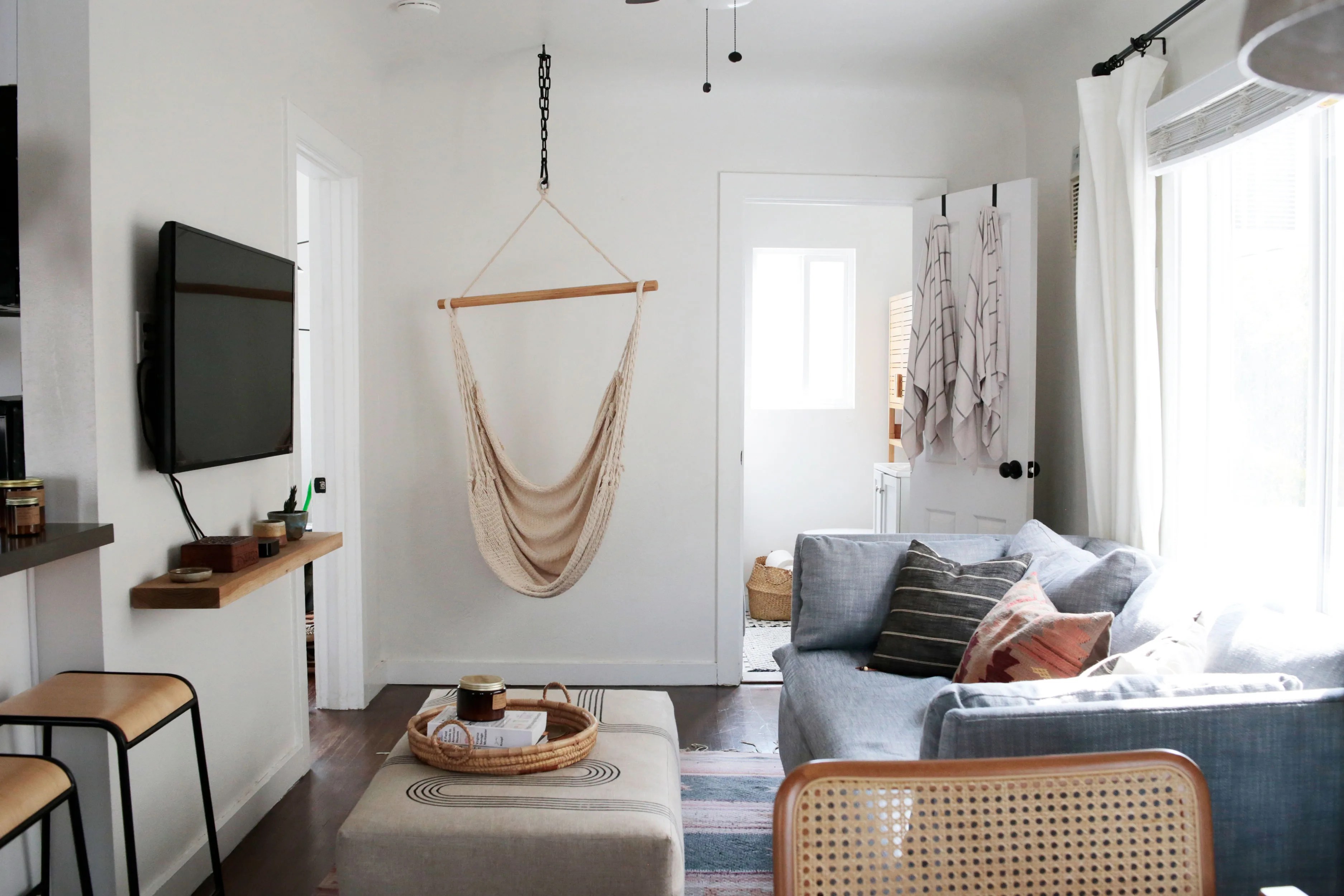 SmallSpace Solutions (and Lots of Natural Light) Make This 408Square