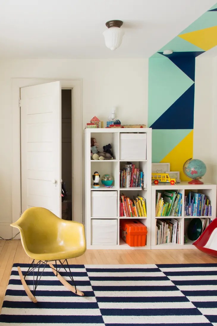 Can You Use An Outdoor Rug Inside Using Outdoor Rugs Inside Indoor Outdoor Rug Design Apartment Therapy