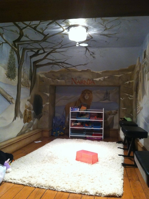 31 Beautiful Hidden Rooms And Secret Passages Architecture & Design