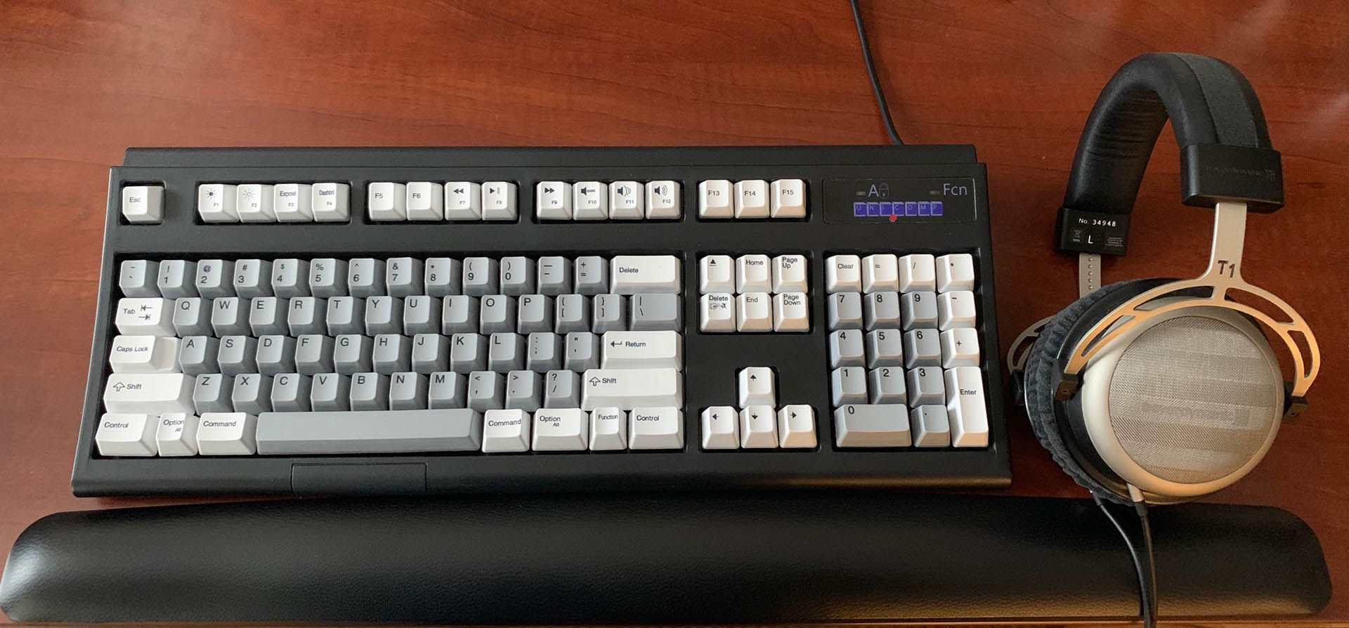 Staffsource Ars’ most coveted workfromhome essentials Ars Technica