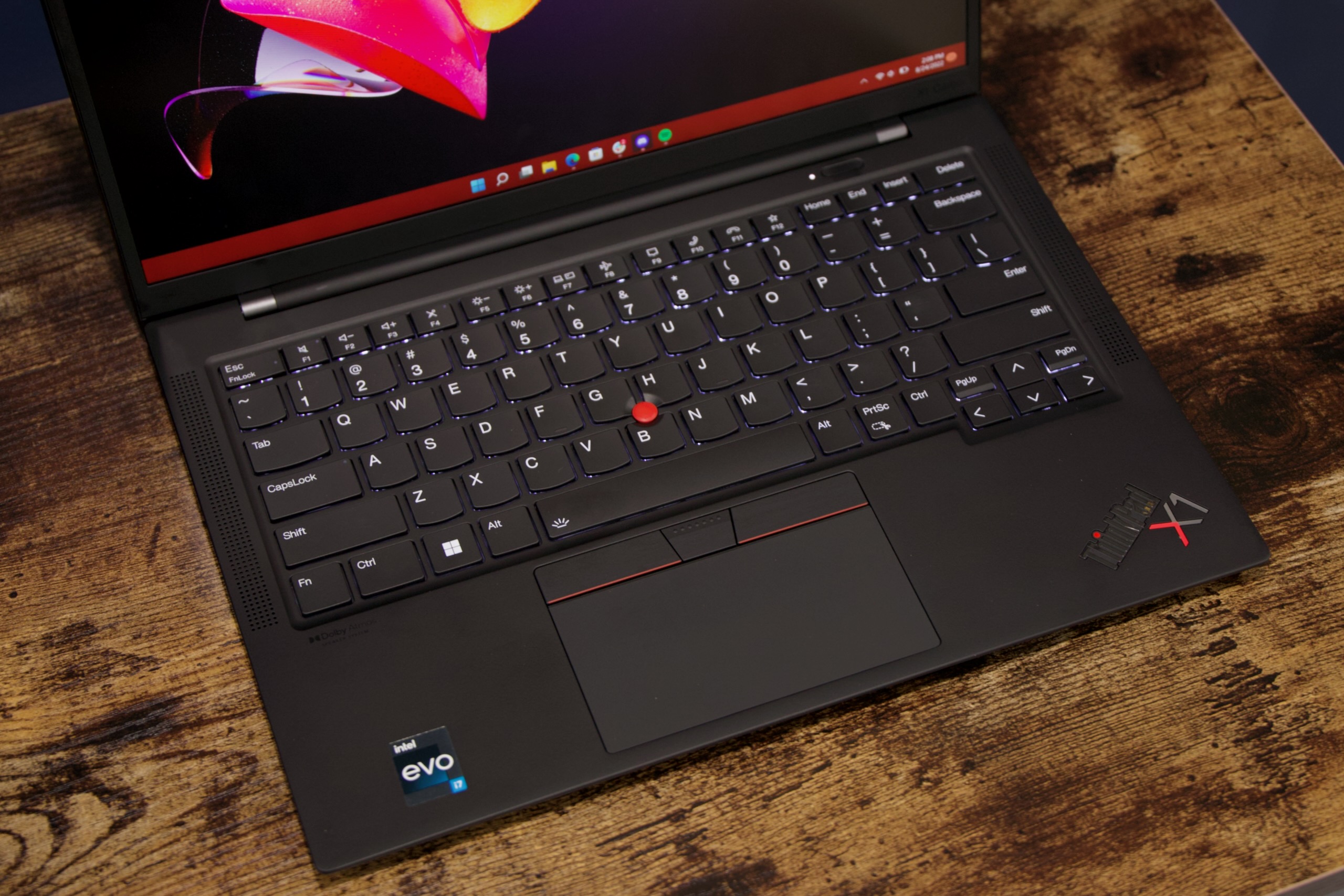 Lenovo ThinkPad X1 Carbon Gen 10 review A fastbutflawed version of a