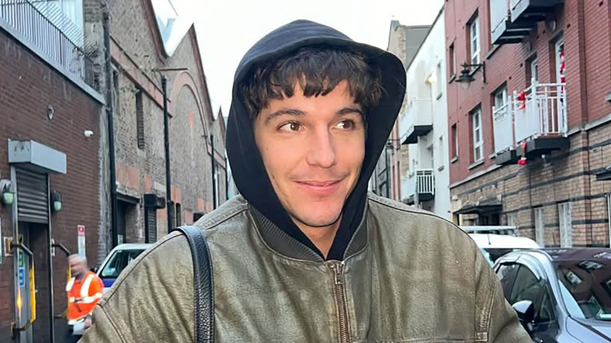 Astrology Birth Chart for Role Model (May. 15, 1997) • Astrologify