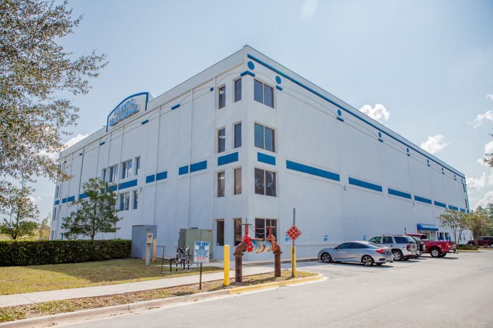 Self Storage Units in Jacksonville, FL, on 11000 Baymeadows Road