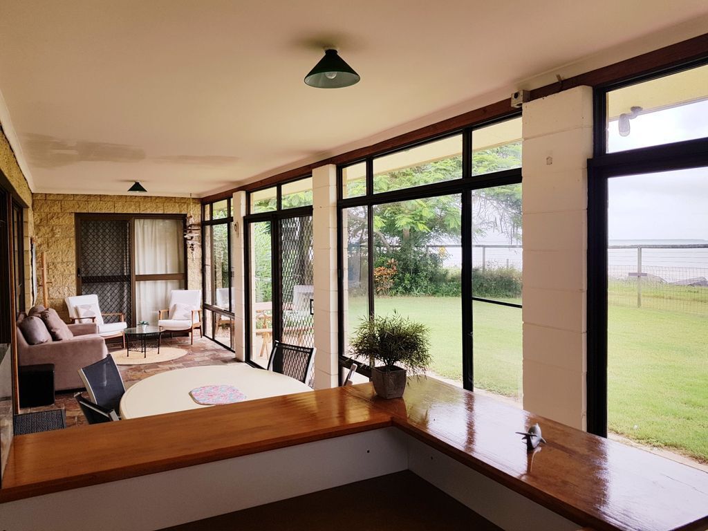 Tropic Tide Toogoom Beachfront 3br Pets Australia