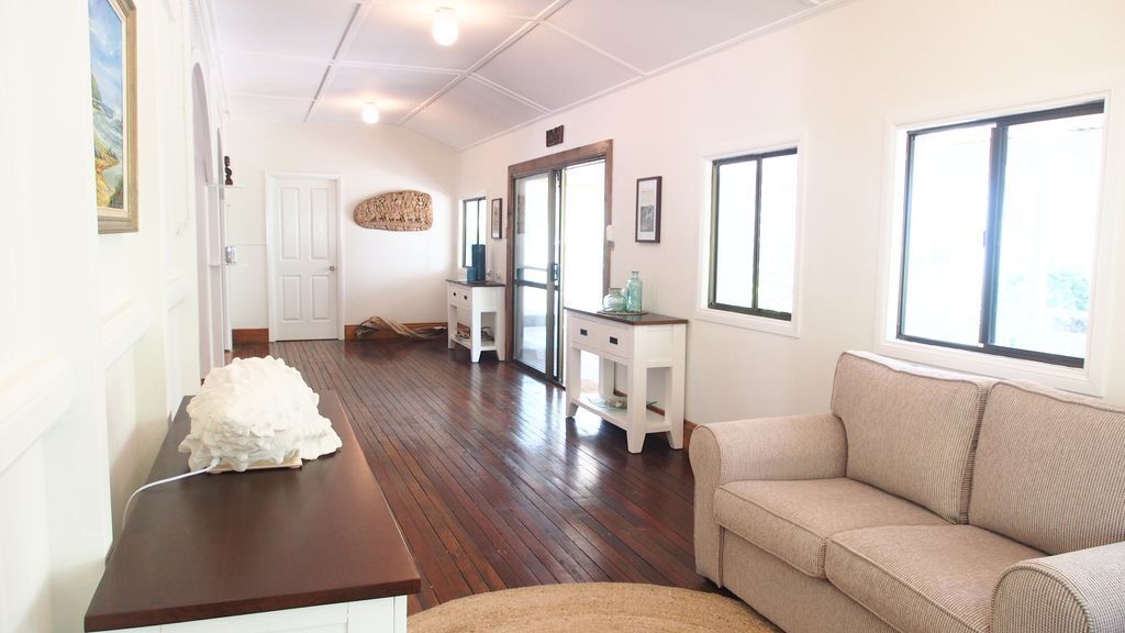 Hau'oli House Coco Palms Coastal Retreat, Toogoom Beach, Australia