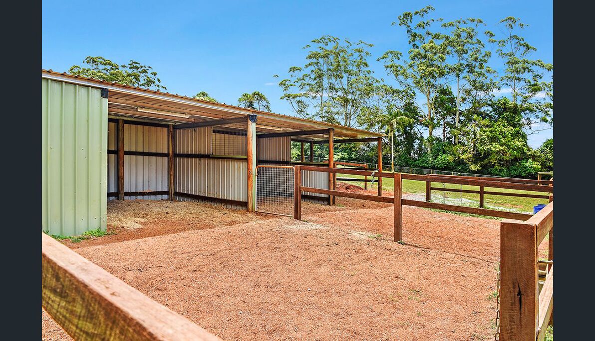 Rosella Luxury Cottage Mount Tamborine, Australia Australian