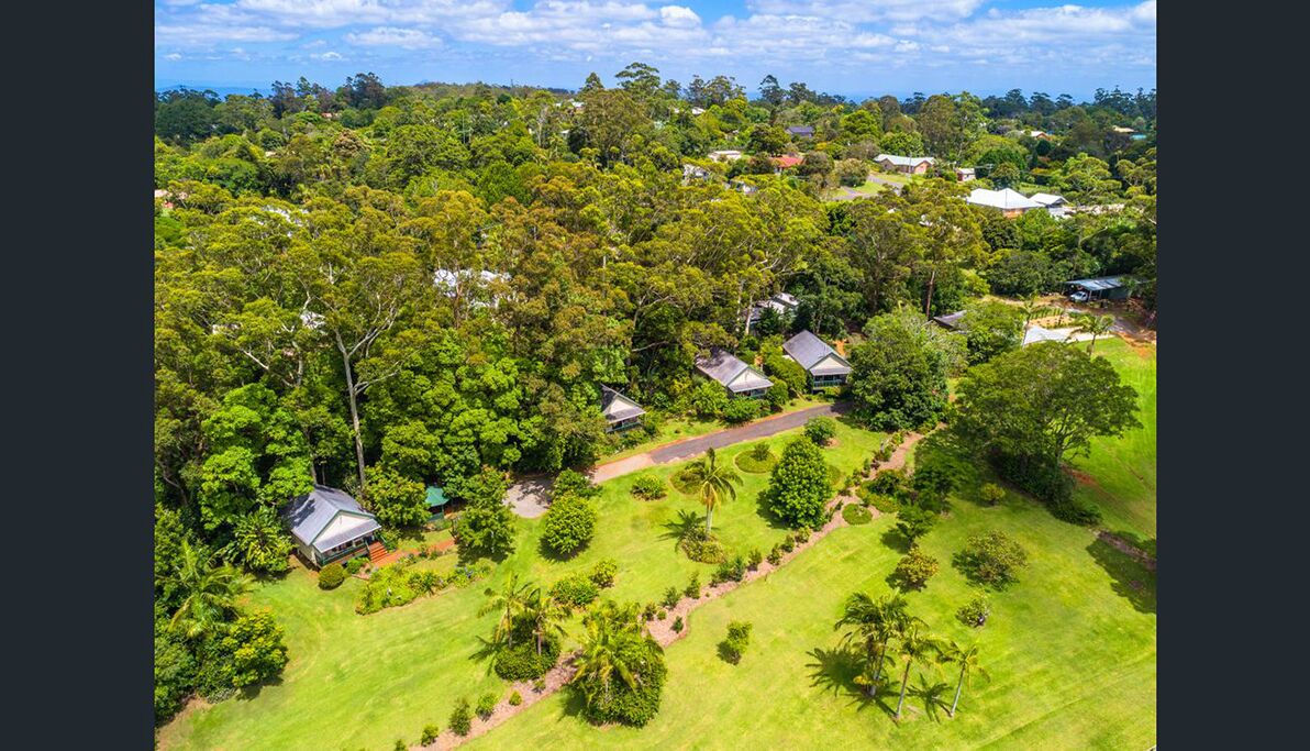 Rosella Luxury Cottage Mount Tamborine, Australia Australian