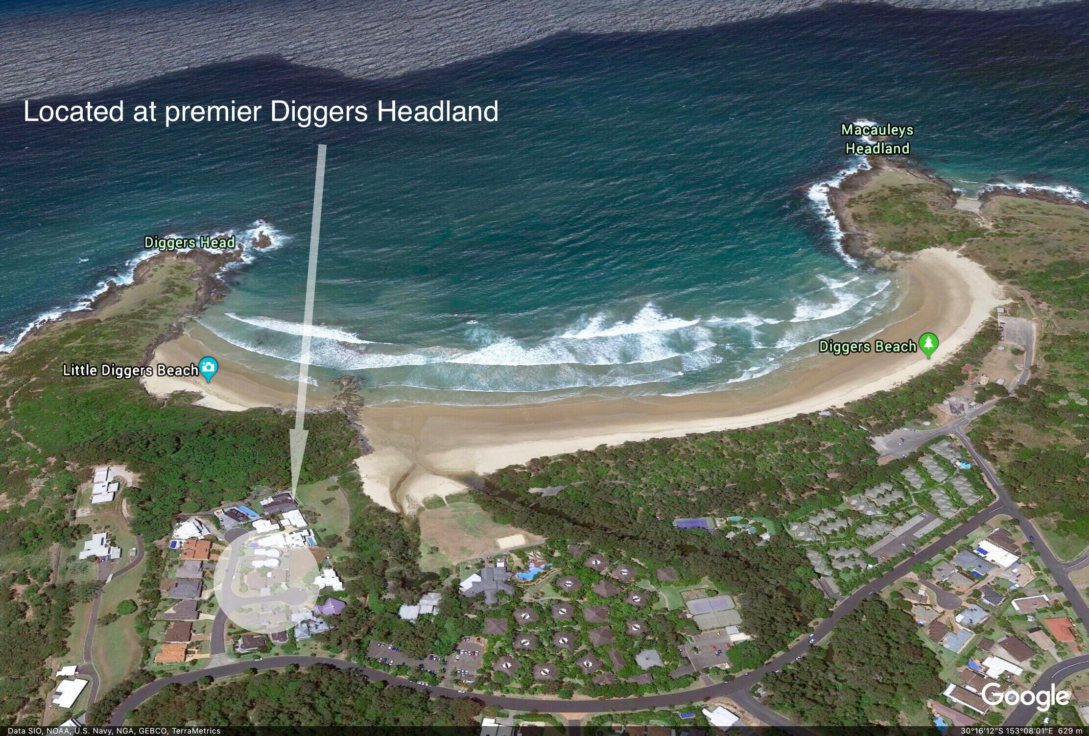 Diggers Beach Hideaway, Coffs Harbour New Listing! Prime beachside