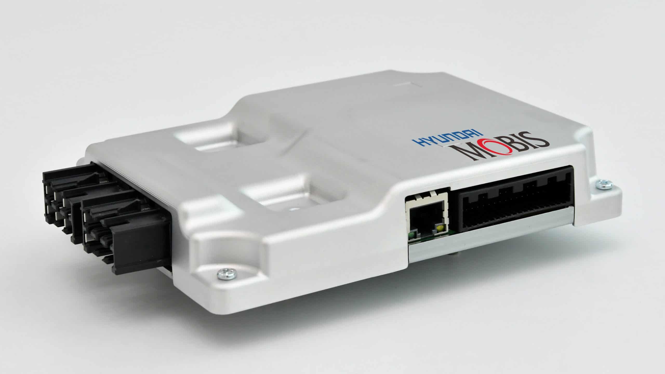 Hyundai Mobis Developed Integrated Connected Car Communication