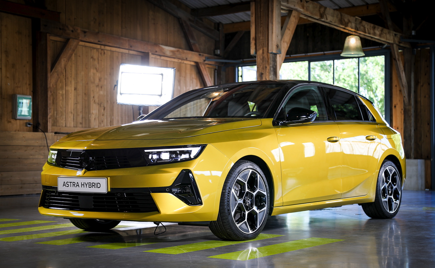 Nouvelle Opel Astra hybride rechargeable notre découverte en avant