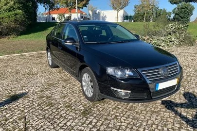 2005' Volkswagen Passat para venda. Almada, Portugal