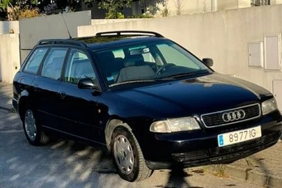 1997' Audi A4 para venda. Leiria, Portugal