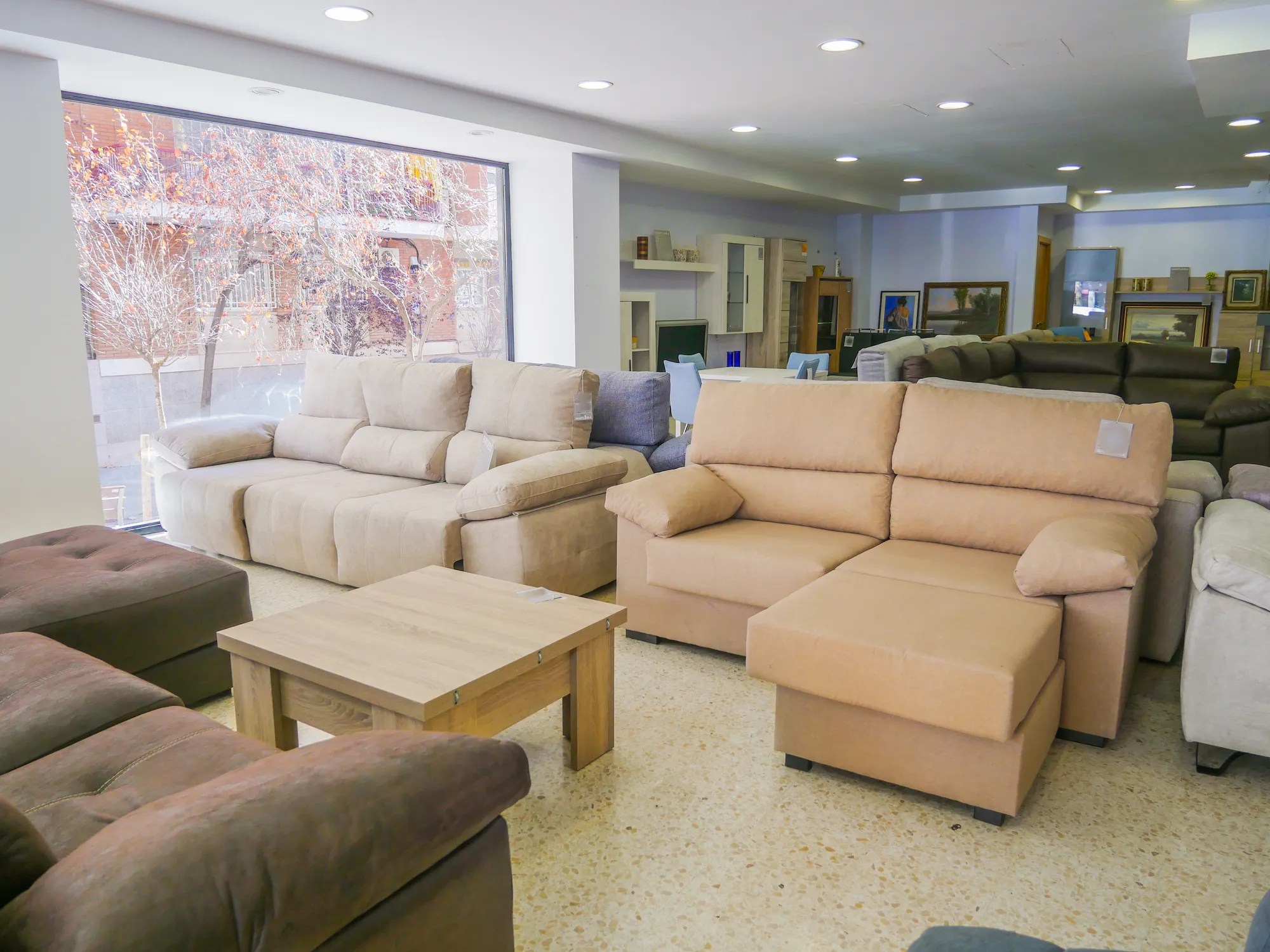 Tienda de muebles en Fabra i Puig, Barcelona Barimueble