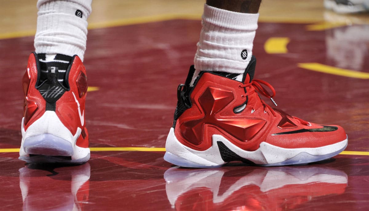 Does Lebron James Wear New Shoes Every Game
