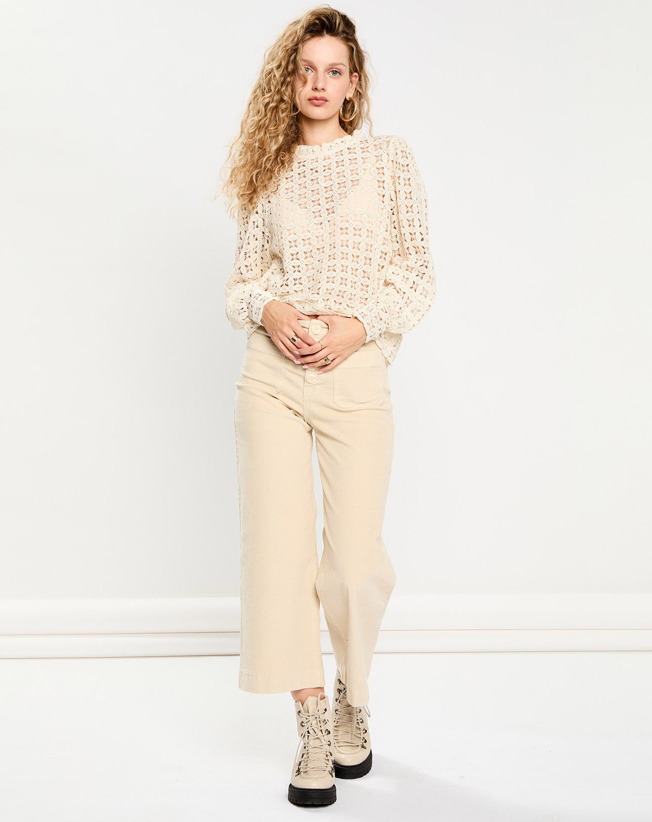 Pantalon en Velours côtelé Atlanta V sable Vente privée La Petite