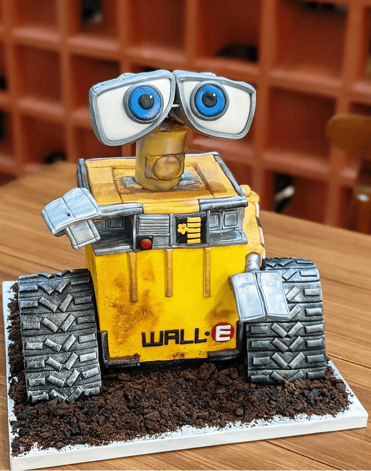 WallE Birthday Cake Ideas Images (Pictures)