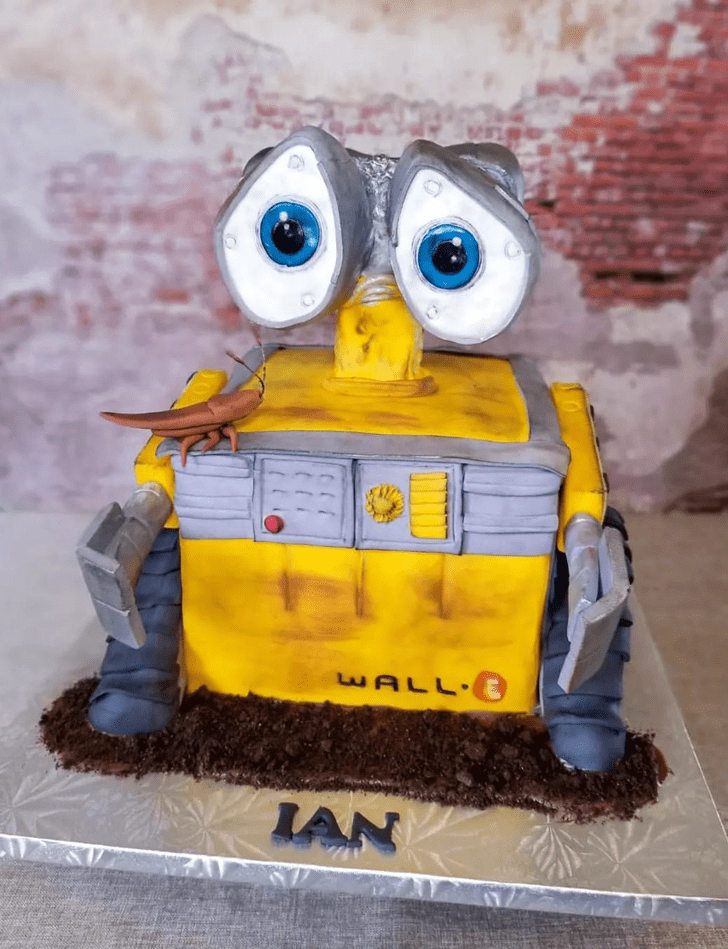 WallE Birthday Cake Ideas Images (Pictures)