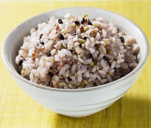 Trà Gạo Lứt Nhật Bản 200G – Chuỗi Siêu Thị Nhật Bản Nội Địa - Made In Japan Konni39 Tại Việt Nam Giảm Cân, Đẹp Da Với Gạo Ngũ Cốc Tạp 雑穀米・十八穀米 - Bikae.net