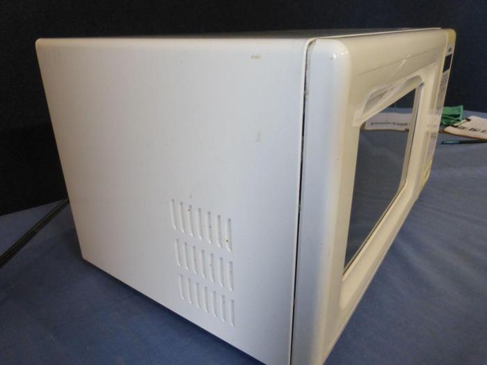 GOLDSTAR MA780M MICROWAVE