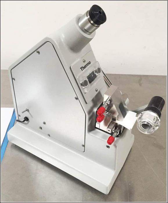 Used Thermo Fisher Scientific 334610 Refractometers