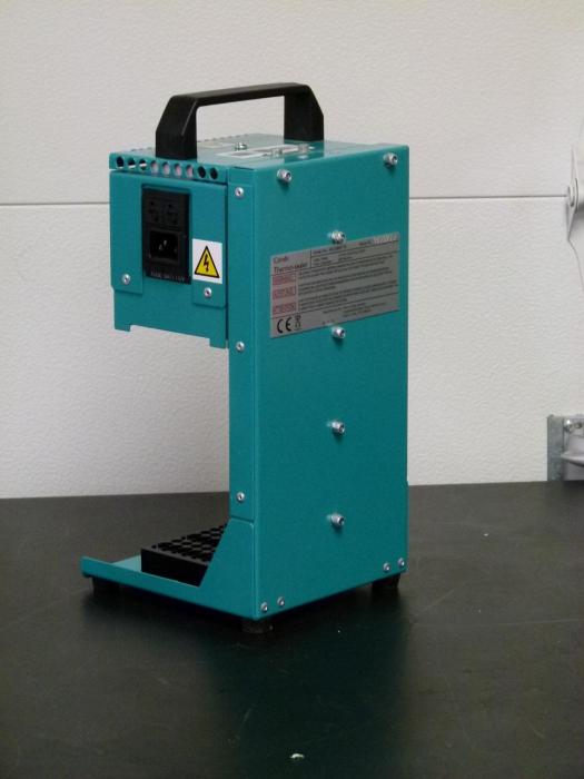 Used ABSOLUTE STANDARDS Combi ThermoSealer AB0384/110 for Sale 550