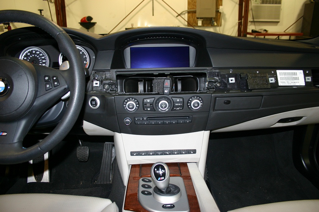 Nichts ist unmöglich Neues iDrive in "alten" BMW 5er E60 integriert