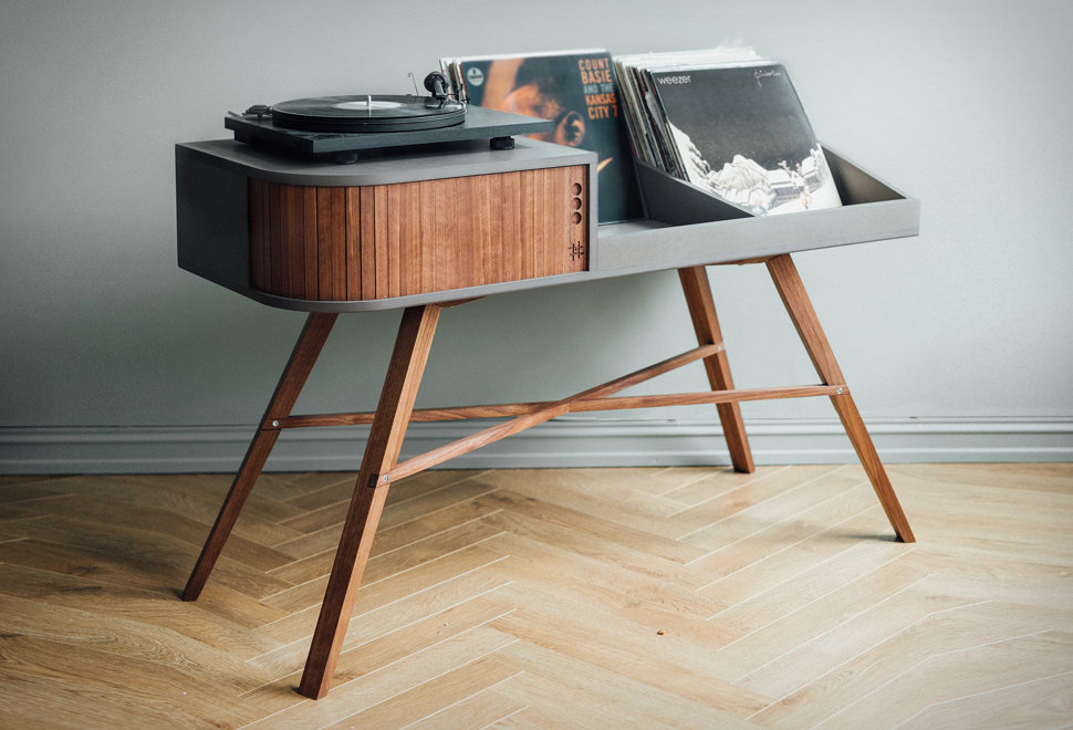 HRDL Vinyl Table